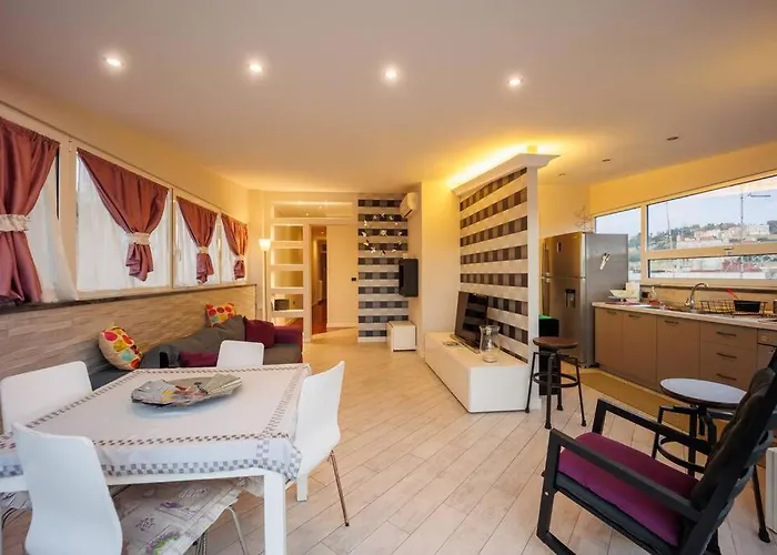 Lidahouse Terrace And Vesuvio View Next Museum By Houseinnaples